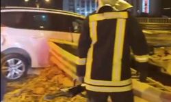 Afyonkarahisar'da tır ile 3 otomobil çarpıştı: Bir ölü, 7 yaralı