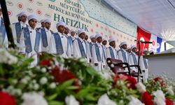 Isparta'da 44 genç hafız için icazet merasimi düzenlendi