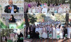 İstanbul'da 'Niyet Ettim Örtünmeye, Emrin Başım Üstüne' programı gerçekleştirildi