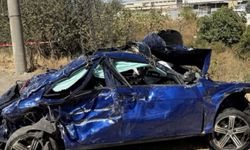 İzmir'de otomobil Nif Çayı'na devrildi: Bir ölü, 2 yaralı