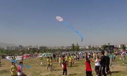 Malatya'da Gazzeli çocuklar için uçurtmalar gökyüzüne bırakıldı