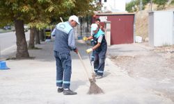 Malatya'da konteynerlerin kaldırıldığı alanlar temizleniyor