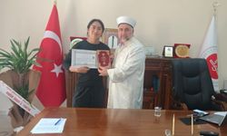 Mardin'e gezmeye gelen Güney Koreli vatandaş İslam ile şereflendi