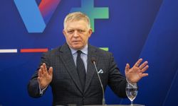 NATO'nun doğu kanadında çatlak: Slovakya ile Çekya karşı karşıya