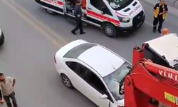Malatya'da vinç yüklü kamyon köprüye çarptı: 2 yaralı