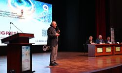 Prof. Dr. Tarhan: Yapay zekâyı insansız; evreni de dış zekâsız düşünemeyiz