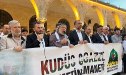 Şanlıurfa'da Mescid-i Aksa'ya destek için sabah namazında buluştular