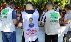 Umut Kervanı Çınar'da 300 aileye kurban eti dağıttı