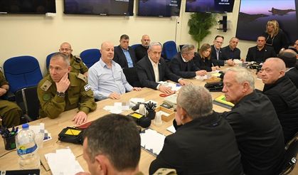 Netanyahu'nun Savaş Kabinesini Feshetmesi ne ifade ediyor?