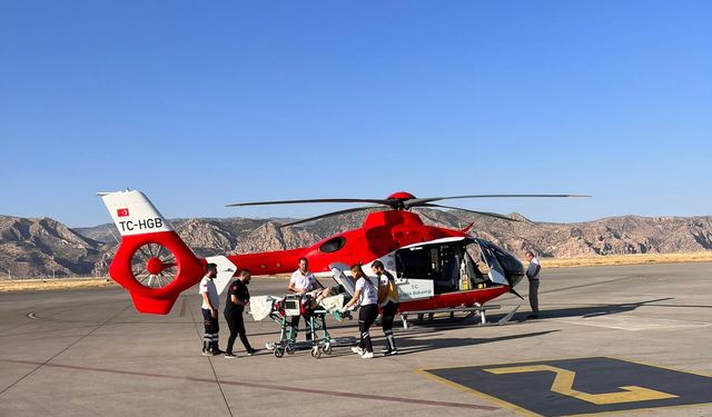 Şırnak’ta kanser hastası ambulans helikopterle Diyarbakır’a nakledildi