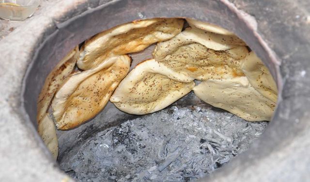 Kızıltepe’de kadınların tandır ekmeği projesi hayata geçti