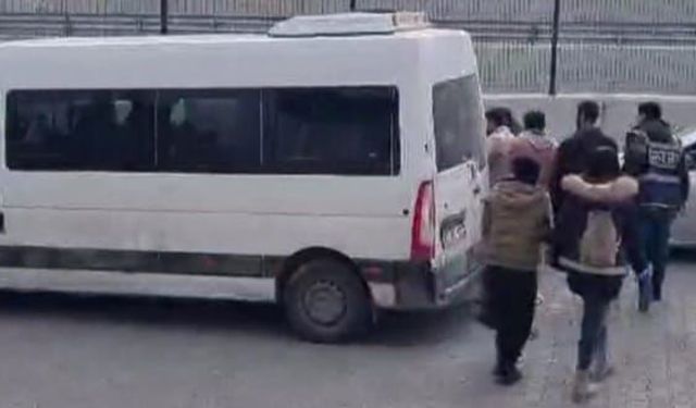 Şanlıurfa'da aranan şahıslara operasyon, 61 gözaltı