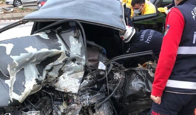 Karaköprü'de sıkışmalı trafik kazası, 1 ölü, 2 yaralı