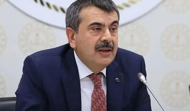 Bakan Tekin'den kitaplar okuma tavsiyesi