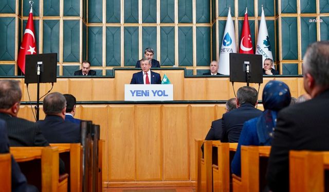 Davutoğlu: "Muhalefet üçlü zirvelerle alternatif aday arıyor"