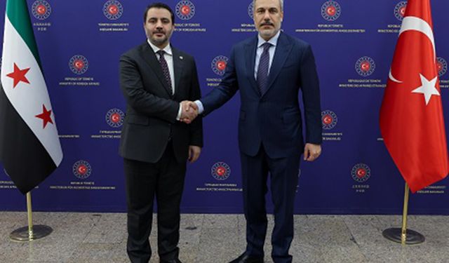 Dışişleri Bakanı Fidan, Suriye Dışişleri Bakanı Şeybani ile görüştü