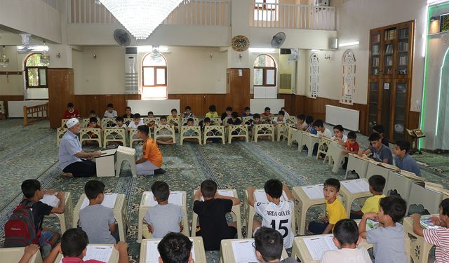 Okkalı: Camiler sadece yazın değil, yıl boyunca çocuklarla dolmalı