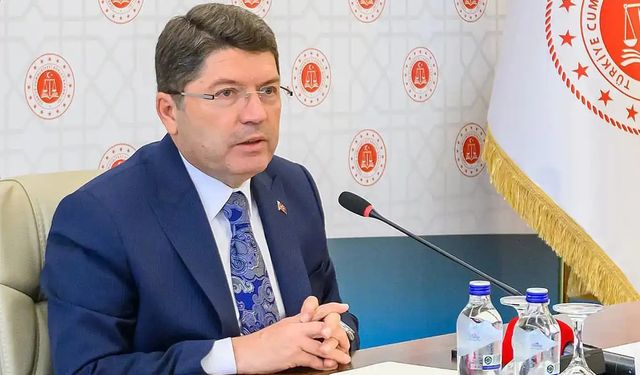 Bakan Tunç: Sahte elektronik imza soruşturmasında 199 kişi hakkında dava açıldı, 37 kişi tutuklandı
