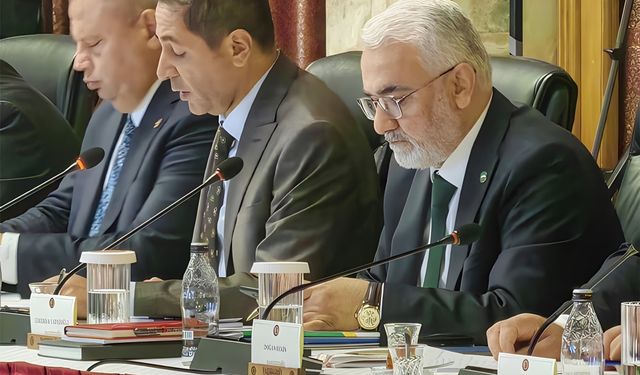 HÜDA PAR Genel Başkanı Yapıcıoğlu, "Terörsüz Türkiye" komisyonunda süreci değerlendirdi