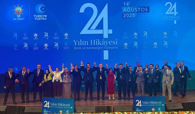 Şehitkamil Belediye Başkanı Umut Yılmaz AK Parti'ye katıldı