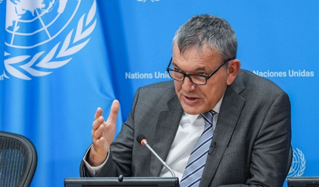 UNRWA: israil, Gazze dışındaki 6 bin yardım tırının girişini engelliyor