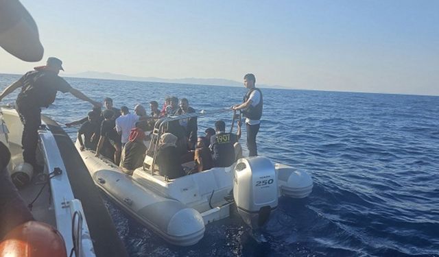 Yunan unsurlarınca geri itilen 30 düzensiz göçmen kurtarıldı