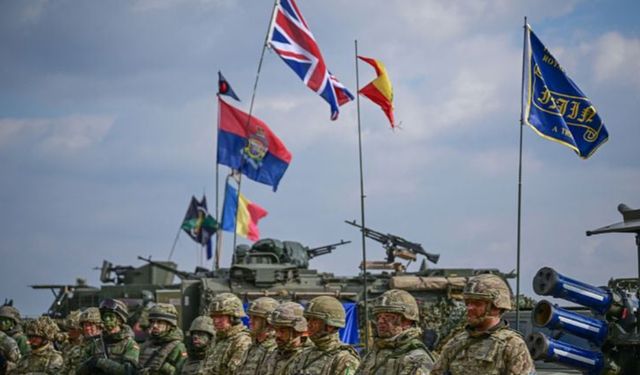 AB, Ukrayna'ya çok uluslu askeri birlik konuşlandırmak için çalışıyor