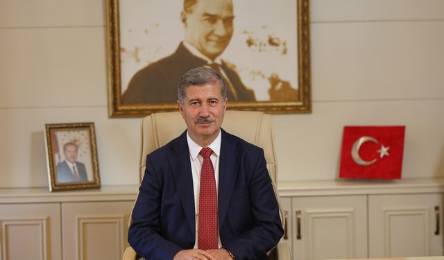 AİÇÜ Rektörü Gülçin, Dünyanın En Etkili Bilim İnsanları Listesinde İlk 500’e girdi