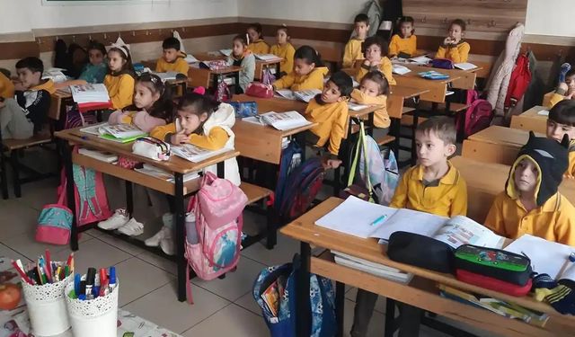 Aşırı ödev ve yüksek beklentiler çocukta kaygı yaratabilir!