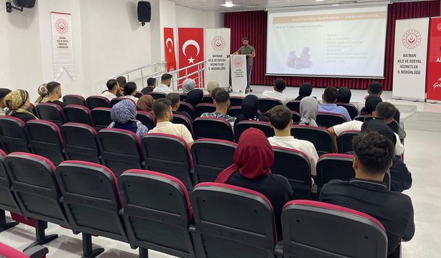 Batman'da evlilik öncesi eğitim programı gerçekleştirildi