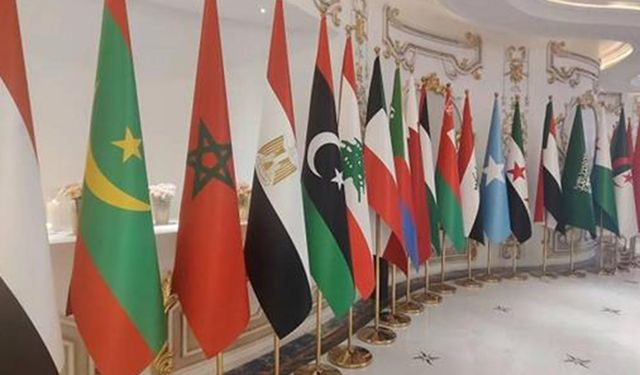 Doha'da Arap-İslam Zirvesi başladı: Katar'a yönelik siyonist saldırı gündemde