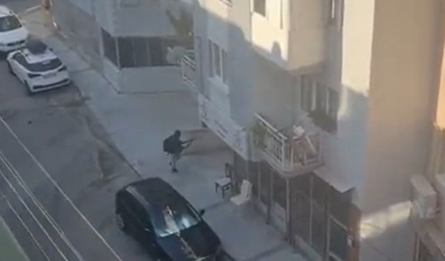 İzmir'de polis karakoluna saldırıda 2 polis hayatını kaybetti