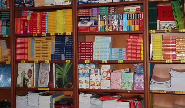 Okul masrafları cep yakıyor: bir öğrencinin kırtasiye alışverişi 2 bin lirayı aştı