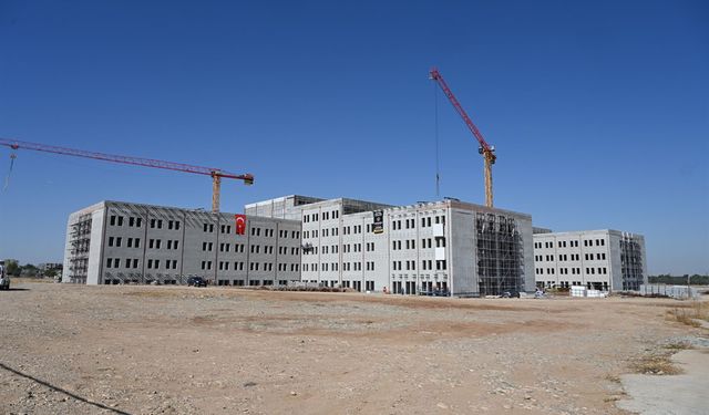 Batman'ın yeni sağlık üssü yükseliyor