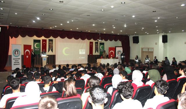 Doç. Dr. Öz: Bağımlılık, nefsani dürtülerin neticesinde hasıl olan bir idrake tabi olmaktır