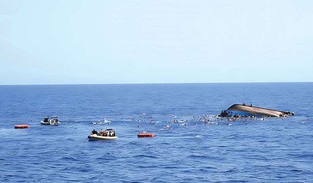 İtalya açıklarında yeni göçmen trajedisi: 91 kişi kurtarıldı, 2 kişi hayatını kaybetti