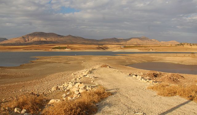 Kırkat Göleti kuruma tehlikesiyle karşı karşıya