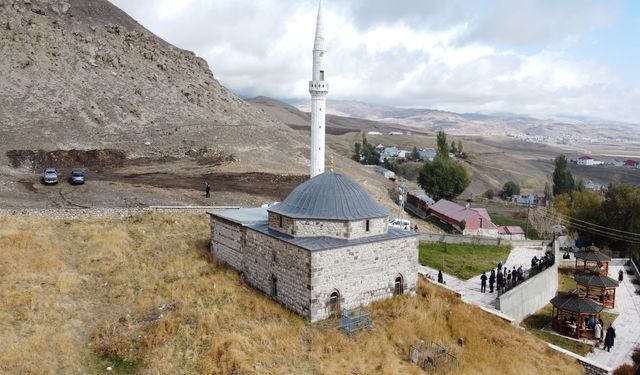 Tarihi camide "Hadis ve Hayat" dersi işlendi