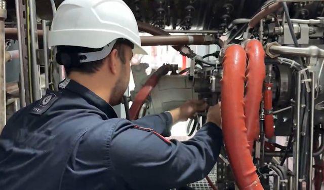 Bakan Bayraktar: Depolama tesislerimizde yüzde 100 doluluk oranıyla kışa hazırız