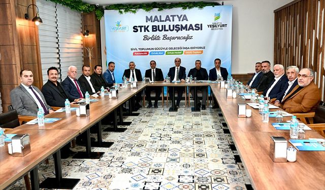  Belediye Başkanı Geçit'ten iş dünyasıyla ekonomik istişare toplantısı