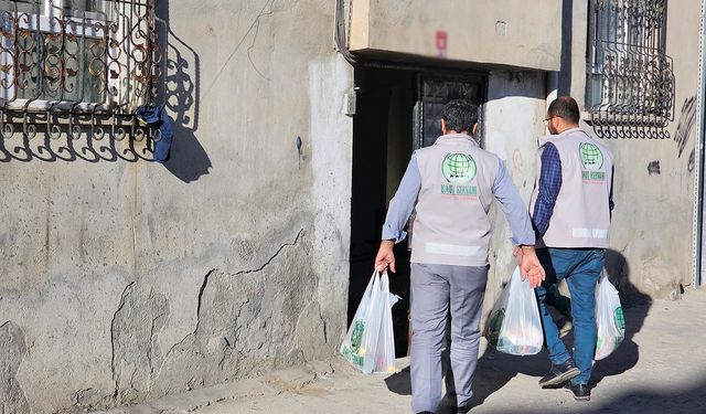 Cizre Umut Kervanı'dan yetim ve muhtaç ailelere yardım