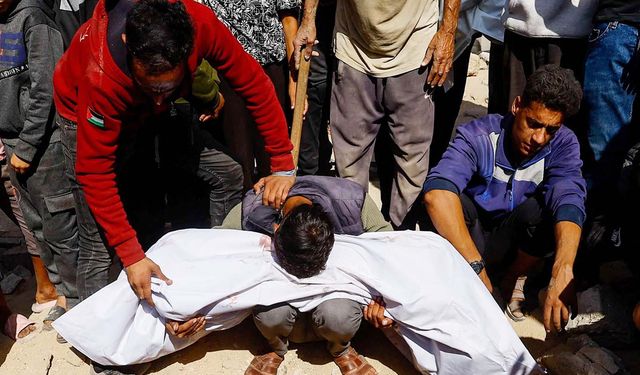 İşgalciler ateşkesi yine ihlal etti: Gazze'de odun toplayan sivil şehit edildi