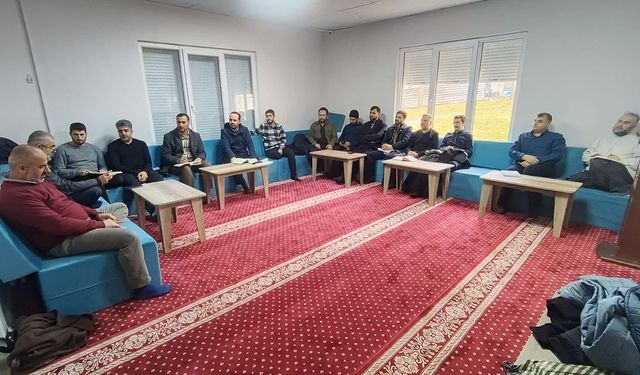 Malatya'da manevi danışmanlara akaid eğitimi