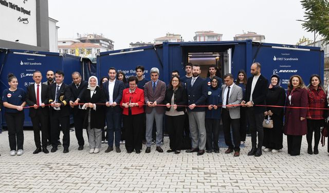 NEWTON gezici bilim atölyesi Malatya'da öğrencilerle buluştu