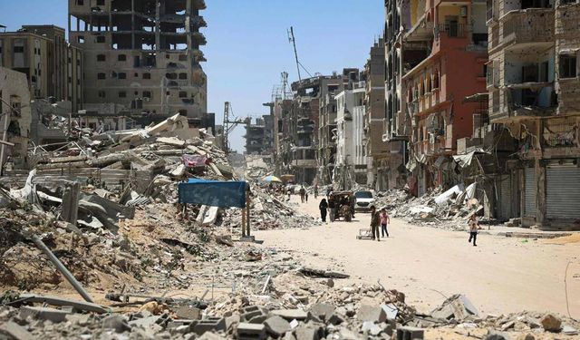 Siyonist rejim ateşkesi ihlal ediyor: Gazze'nin doğusunda yoğun bombardıman