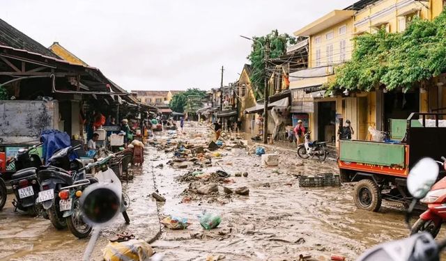 Vietnam'da şiddetli seller: 35 ölü, 60 yaralı