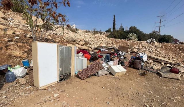 Yahudi çeteler Kudüs'ün doğusunda 4 barakayı yıktı