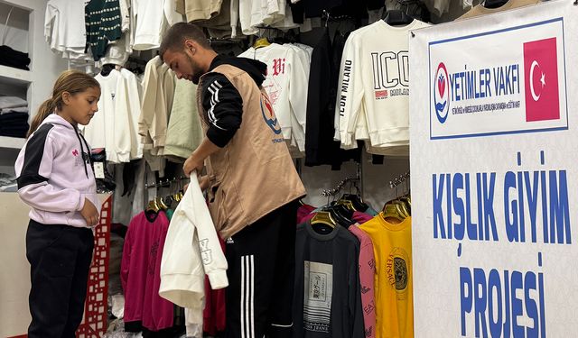 Yetimler Vakfı'ndan, Gazze'deki yetimlere kışlık giysi yardımı