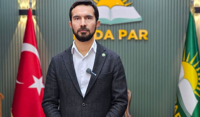 Büyüyen trafik sorununa çözüm bulmak yerine konserlere bütçe ayıran belediyeye tepki