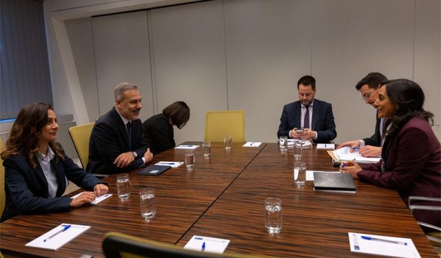 Dışişleri Bakanı Fidan, Kanada ve Belçikalı mevkidaşlarıyla görüştü